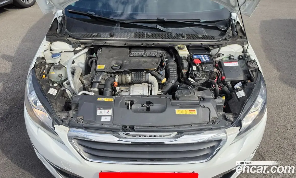 Peugeot 308 2017 1.6 автомат (гидро), фото 6 Peugeot 308 2017 1.6 автомат (гидро), фото 6