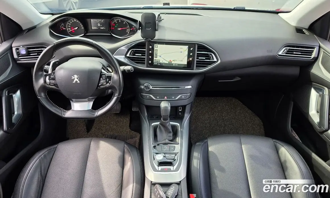 Peugeot 308 2017 1.6 автомат (гидро), фото 7 Peugeot 308 2017 1.6 автомат (гидро), фото 7