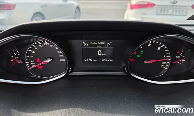 Peugeot 308 2017 1.6 автомат (гидро), миниатюра 8 Peugeot 308 2017 1.6 автомат (гидро), миниатюра 8