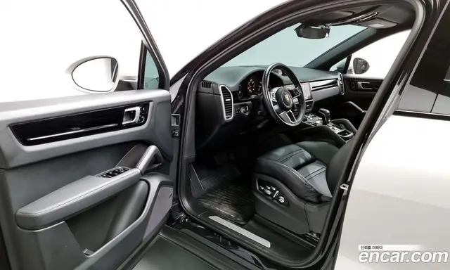 Porsche Cayenne 2020 3.0 автомат (гидро), миниатюра 10