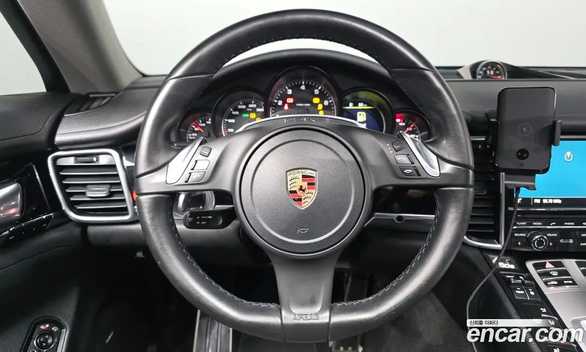 Porsche Panamera 2016 3.6 автомат (гидро), фото 13 Porsche Panamera 2016 3.6 автомат (гидро), фото 13
