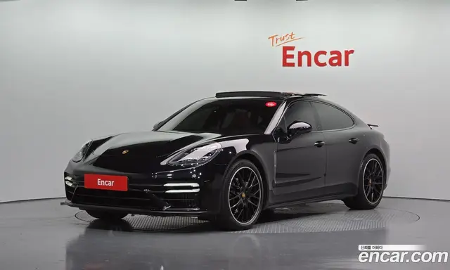 Porsche Panamera, 2023, 20 116 км