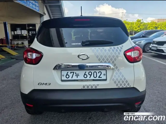 Renault (Samsung) QM3 2014 1.5 автомат (гидро), миниатюра 4 Renault (Samsung) QM3 2014 1.5 автомат (гидро), миниатюра 4