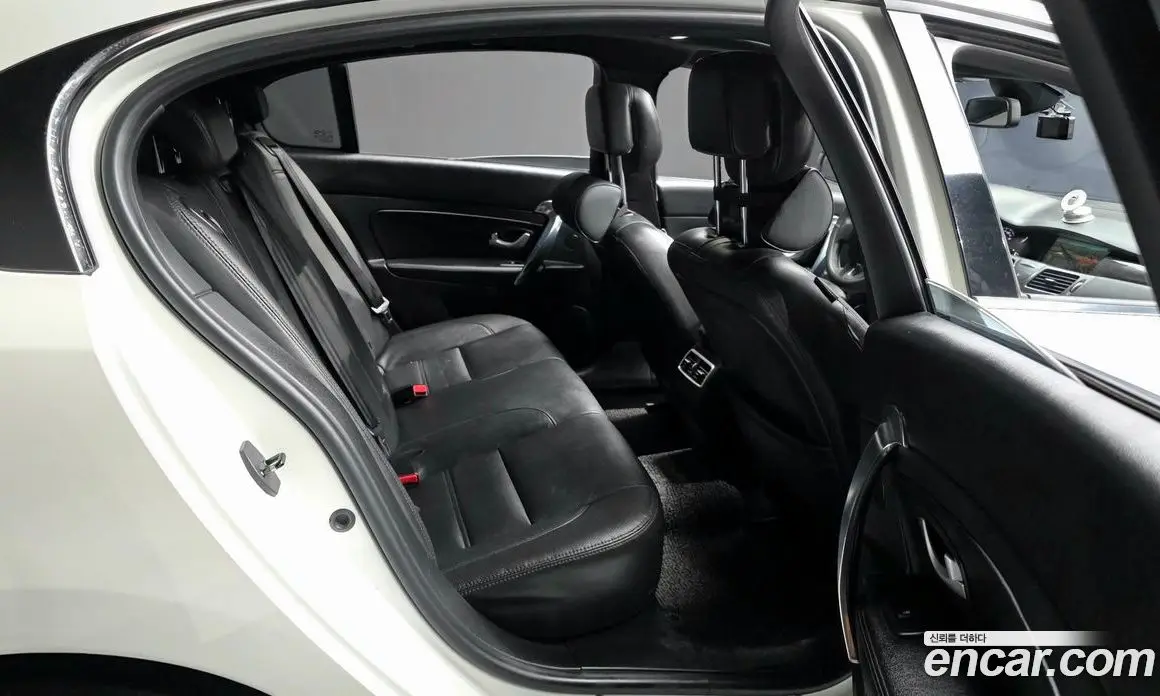 Renault (Samsung) SM5 2013 2.0 автомат (гидро), фото 11 Renault (Samsung) SM5 2013 2.0 автомат (гидро), фото 11