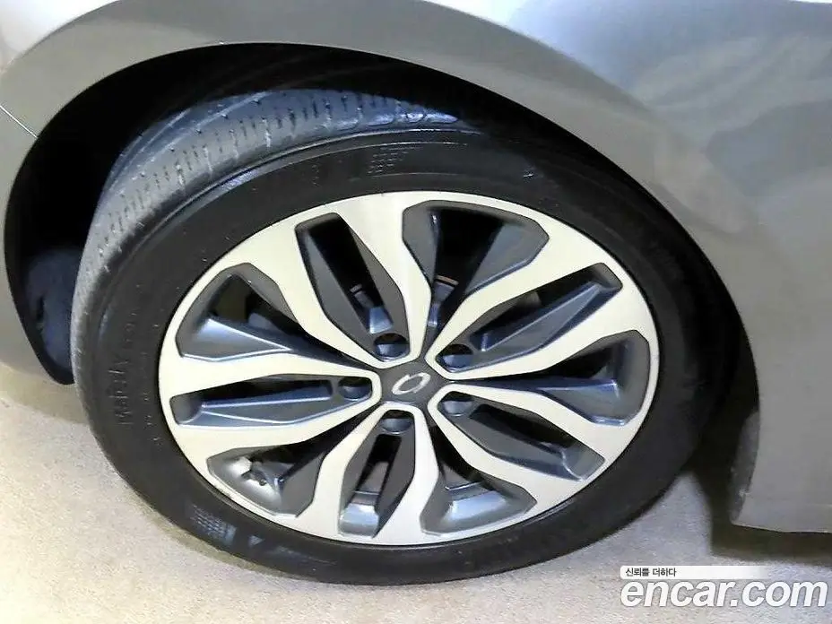 Renault (Samsung) SM6 2016 2.0 автомат (гидро), фото 17 Renault (Samsung) SM6 2016 2.0 автомат (гидро), фото 17