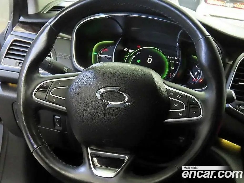Renault (Samsung) SM6 2016 2.0 автомат (гидро), фото 8 Renault (Samsung) SM6 2016 2.0 автомат (гидро), фото 8