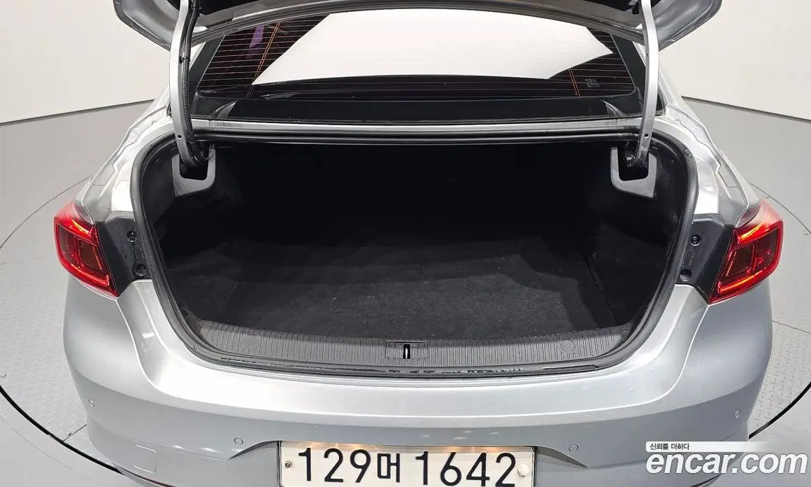 Renault (Samsung) SM6 2018 2.0 автомат (гидро), фото 20 Renault (Samsung) SM6 2018 2.0 автомат (гидро), фото 20