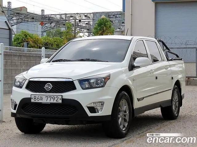 SsangYong Korando 2014 2.0 автомат (гидро), миниатюра 2