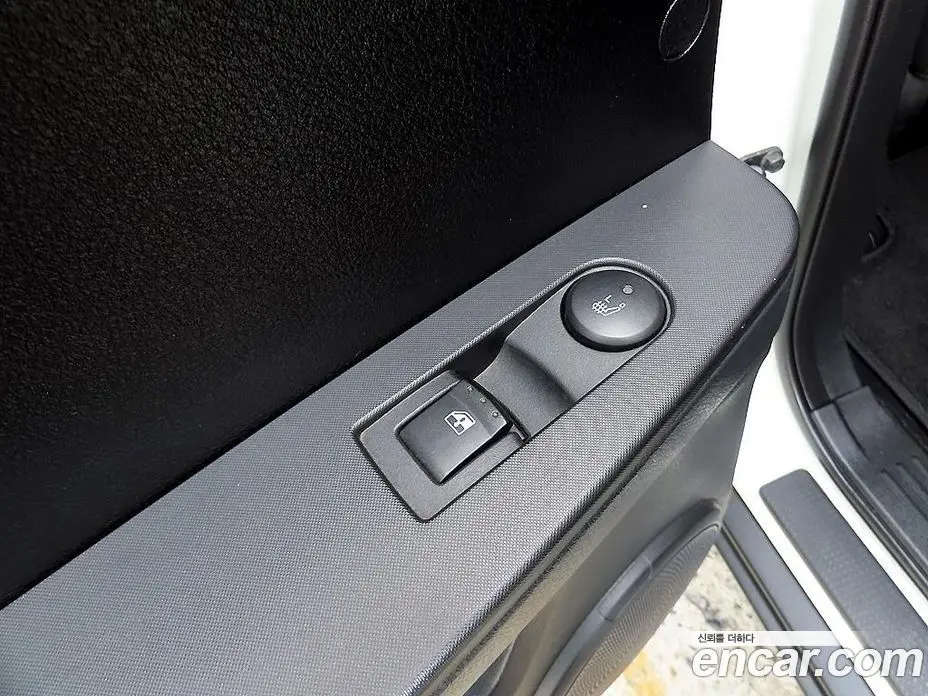 SsangYong Korando 2014 2.0 автомат (гидро), фото 13
