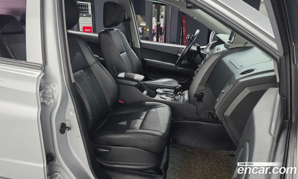 SsangYong Korando 2015 2.0 автомат (гидро), фото 11
