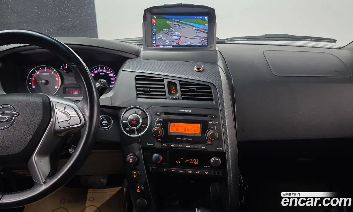 SsangYong Korando 2015 2.0 автомат (гидро), фото 18