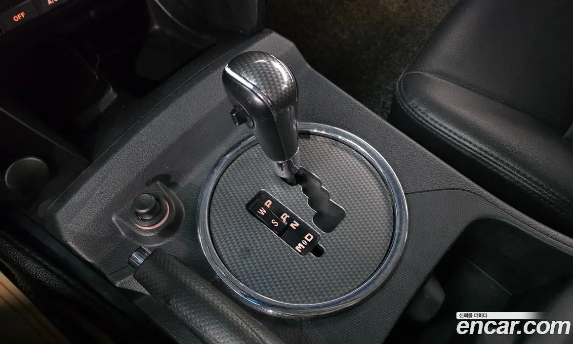 SsangYong Korando 2015 2.0 автомат (гидро), фото 9