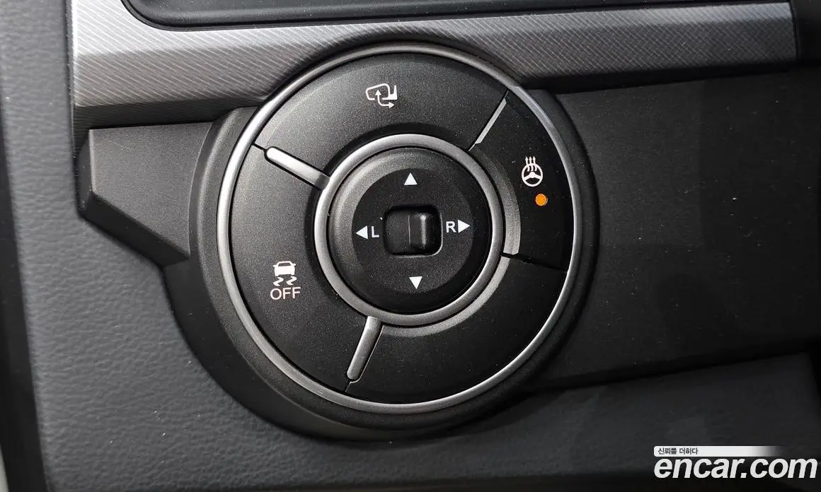 SsangYong Korando 2016 2.2 автомат (гидро), фото 12