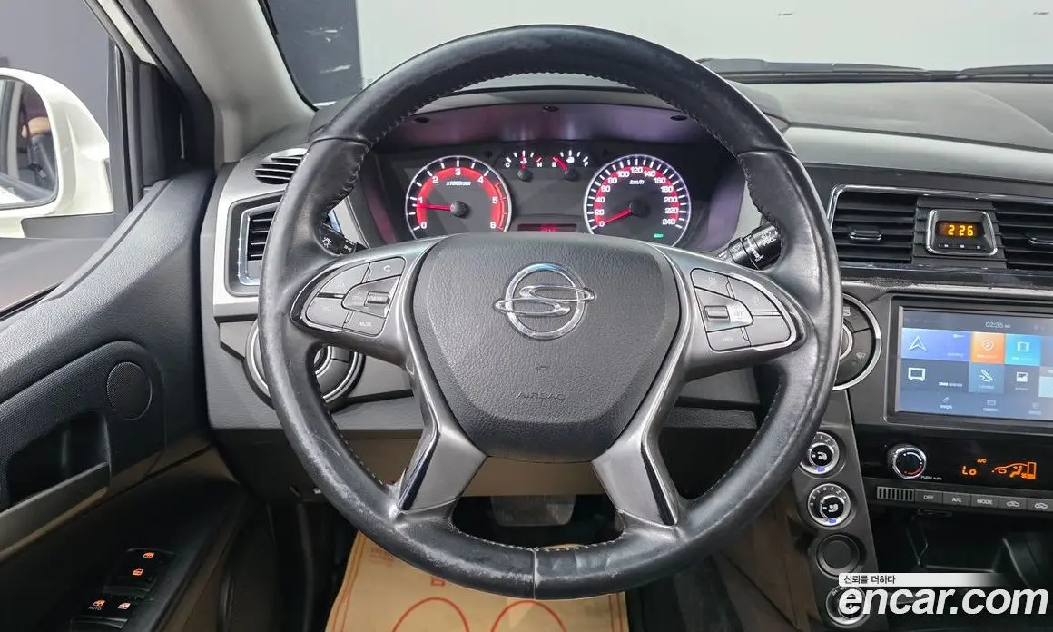 SsangYong Korando 2016 2.2 автомат (гидро), фото 14