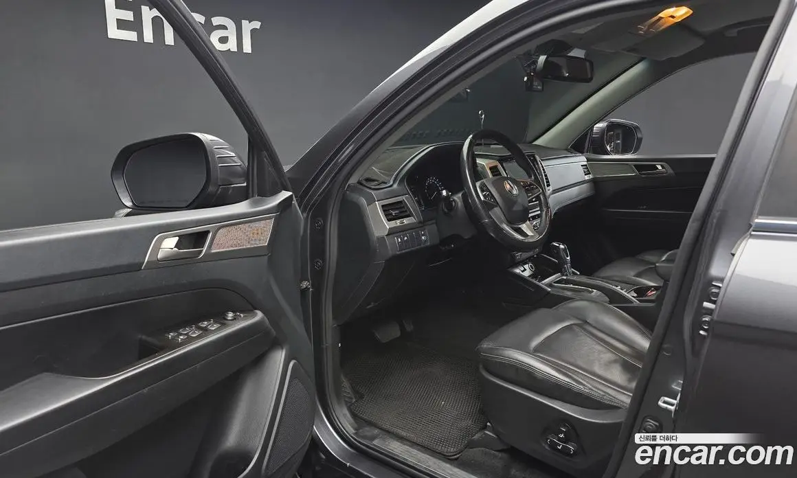 SsangYong Rexton 2018 2.2 автомат (гидро), фото 10