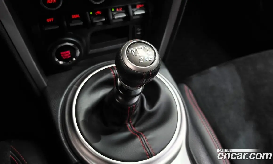 Toyota 86 2015 2.0 механика, фото 9 Toyota 86 2015 2.0 механика, фото 9