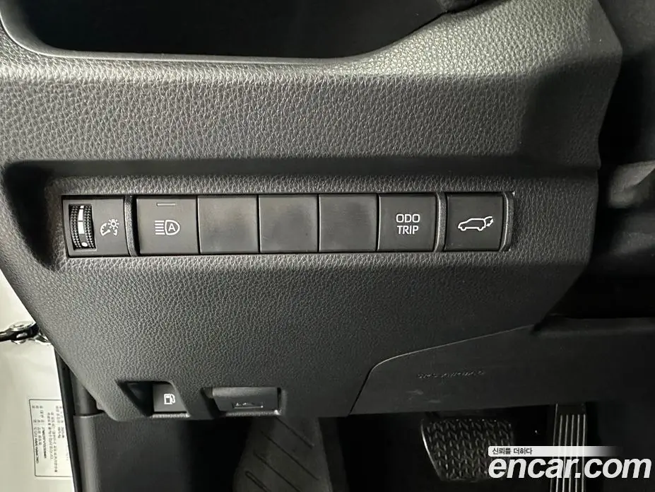 Toyota RAV4 2025 2.5 автомат (вариатор), фото 13