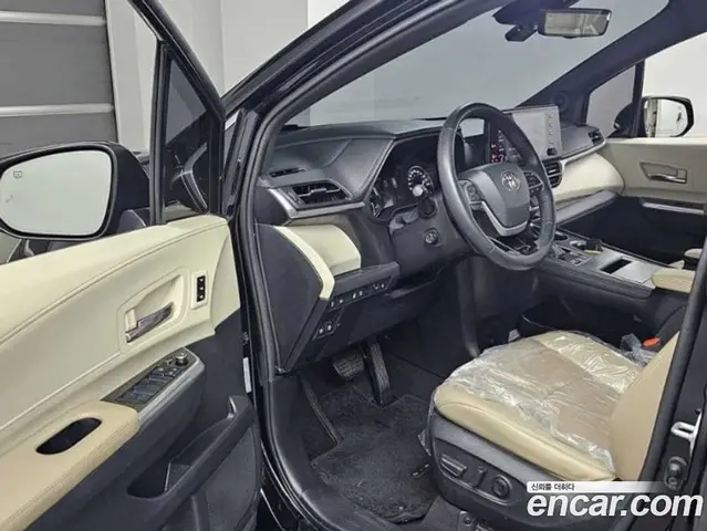 Toyota Sienna 2021 2.5 автомат (гидро), миниатюра 11 Toyota Sienna 2021 2.5 автомат (гидро), миниатюра 11