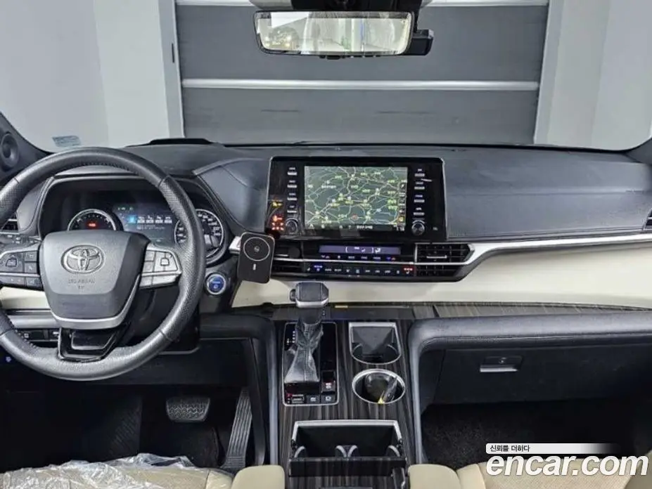 Toyota Sienna 2021 2.5 автомат (гидро), фото 7 Toyota Sienna 2021 2.5 автомат (гидро), фото 7