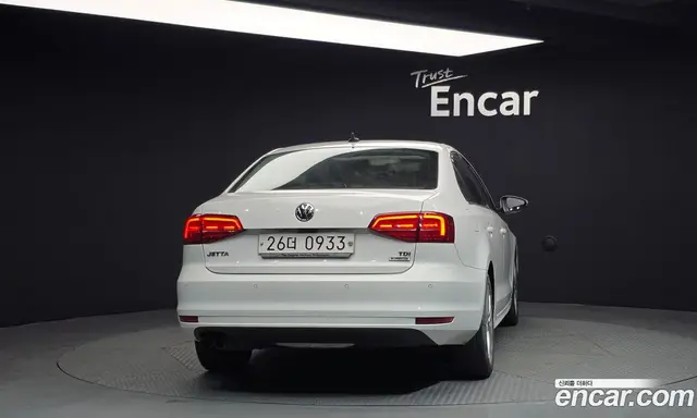 Volkswagen Jetta 2015 2.0 автомат (гидро), миниатюра 4 Volkswagen Jetta 2015 2.0 автомат (гидро), миниатюра 4