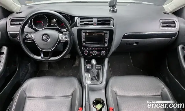 Volkswagen Jetta 2015 2.0 автомат (гидро), миниатюра 7 Volkswagen Jetta 2015 2.0 автомат (гидро), миниатюра 7