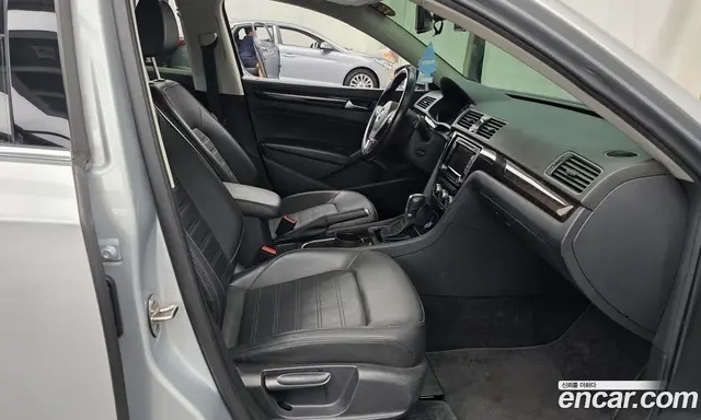 Volkswagen Passat 2015 1.8 автомат (гидро), миниатюра 11 Volkswagen Passat 2015 1.8 автомат (гидро), миниатюра 11