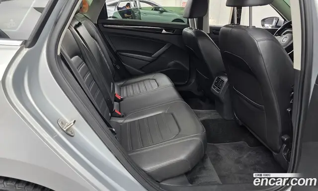 Volkswagen Passat 2015 1.8 автомат (гидро), миниатюра 12