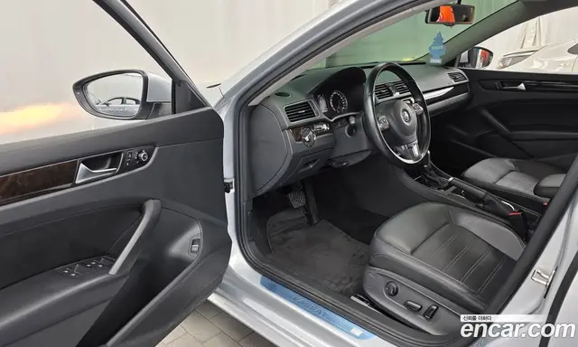Volkswagen Passat 2015 1.8 автомат (гидро), миниатюра 10 Volkswagen Passat 2015 1.8 автомат (гидро), миниатюра 10