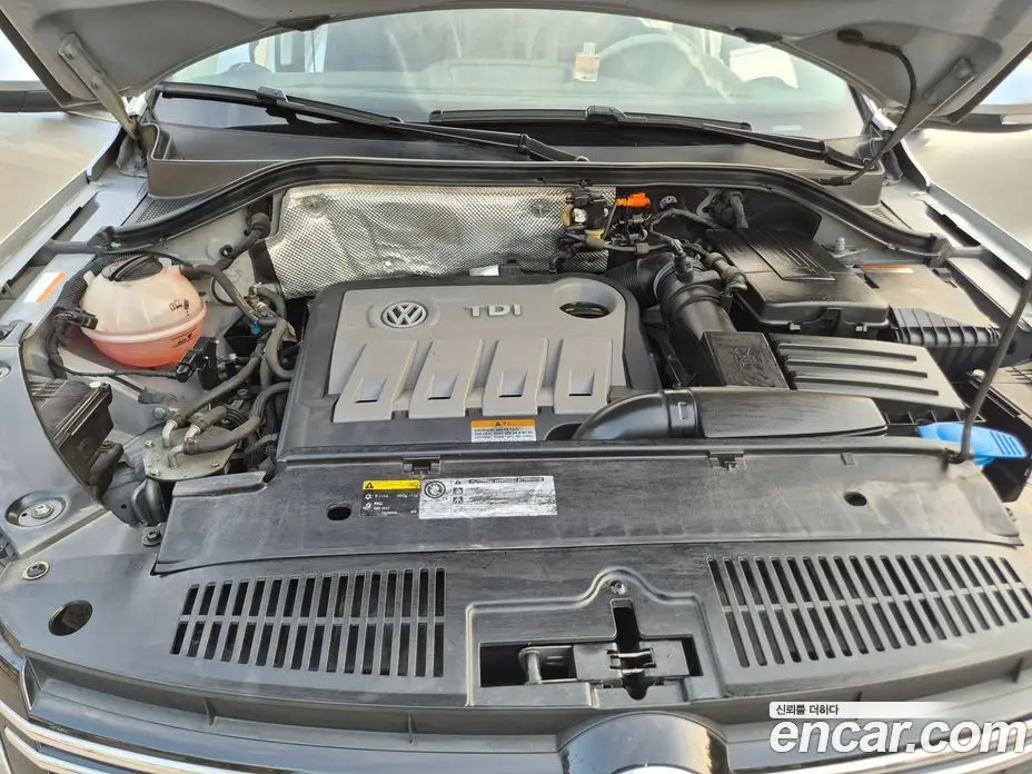 Volkswagen Tiguan 2013 2.0 автомат (гидро), фото 14 Volkswagen Tiguan 2013 2.0 автомат (гидро), фото 14