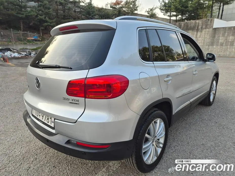 Volkswagen Tiguan 2013 2.0 автомат (гидро), фото 6 Volkswagen Tiguan 2013 2.0 автомат (гидро), фото 6