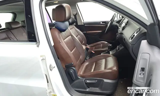 Volkswagen Tiguan 2014 2.0 автомат (гидро), миниатюра 12