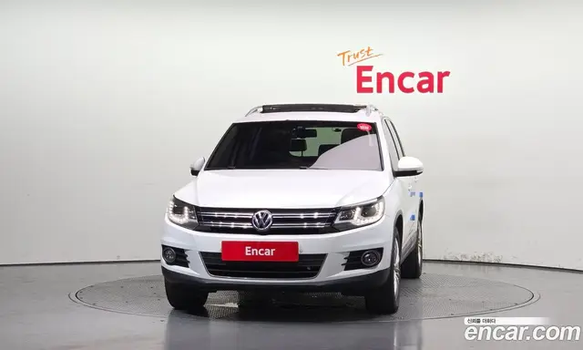 Volkswagen Tiguan 2014 2.0 автомат (гидро), миниатюра 3 Volkswagen Tiguan 2014 2.0 автомат (гидро), миниатюра 3