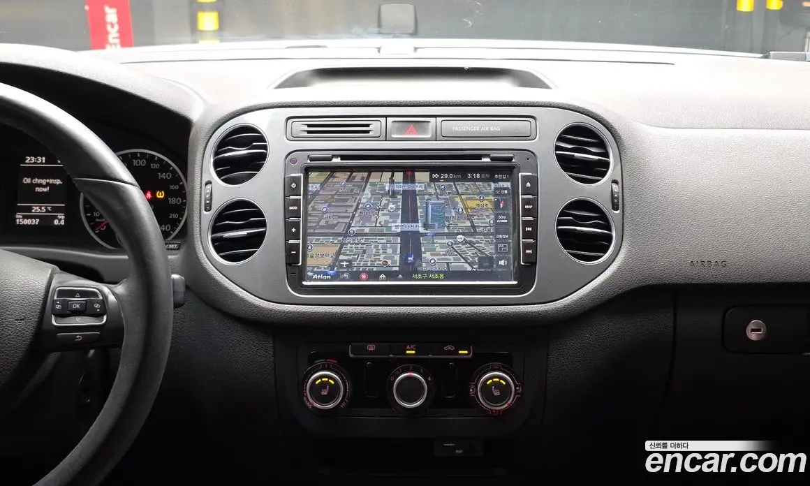 Volkswagen Tiguan 2015 2.0 автомат (гидро), фото 14
