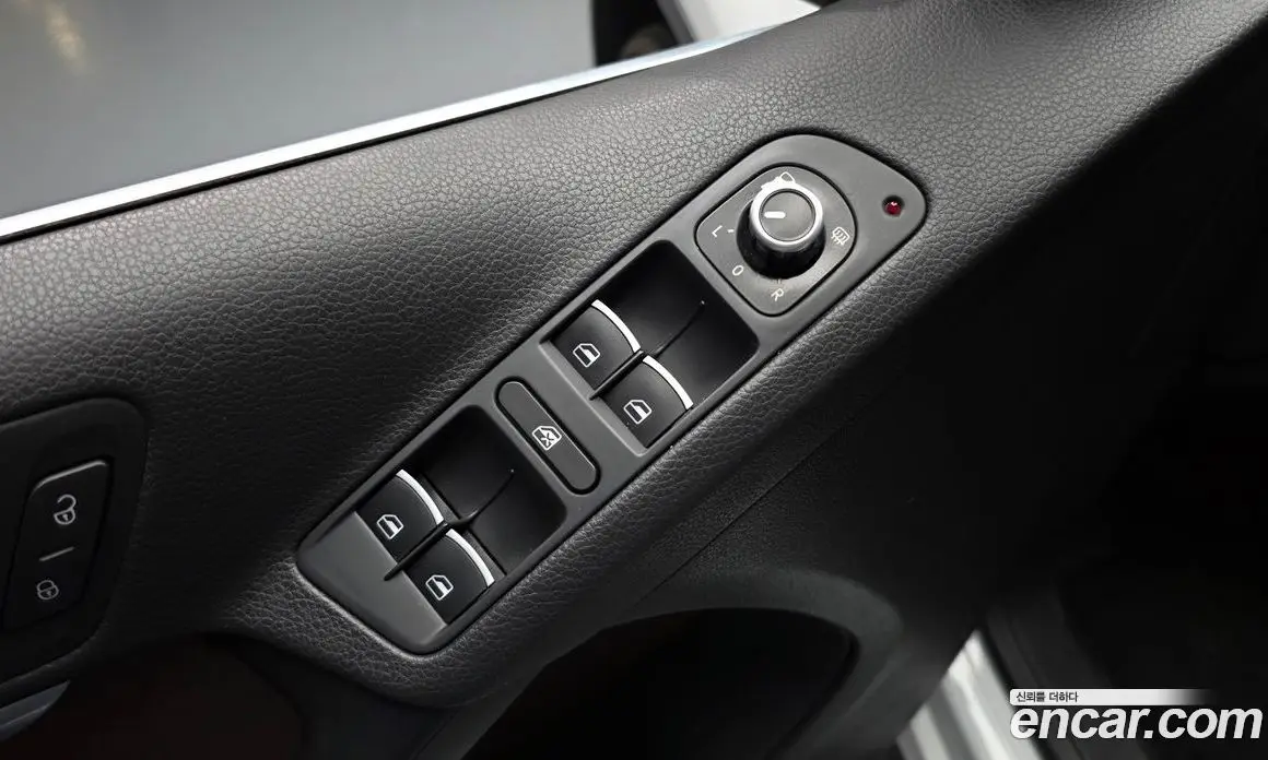 Volkswagen Tiguan 2015 2.0 автомат (гидро), фото 17
