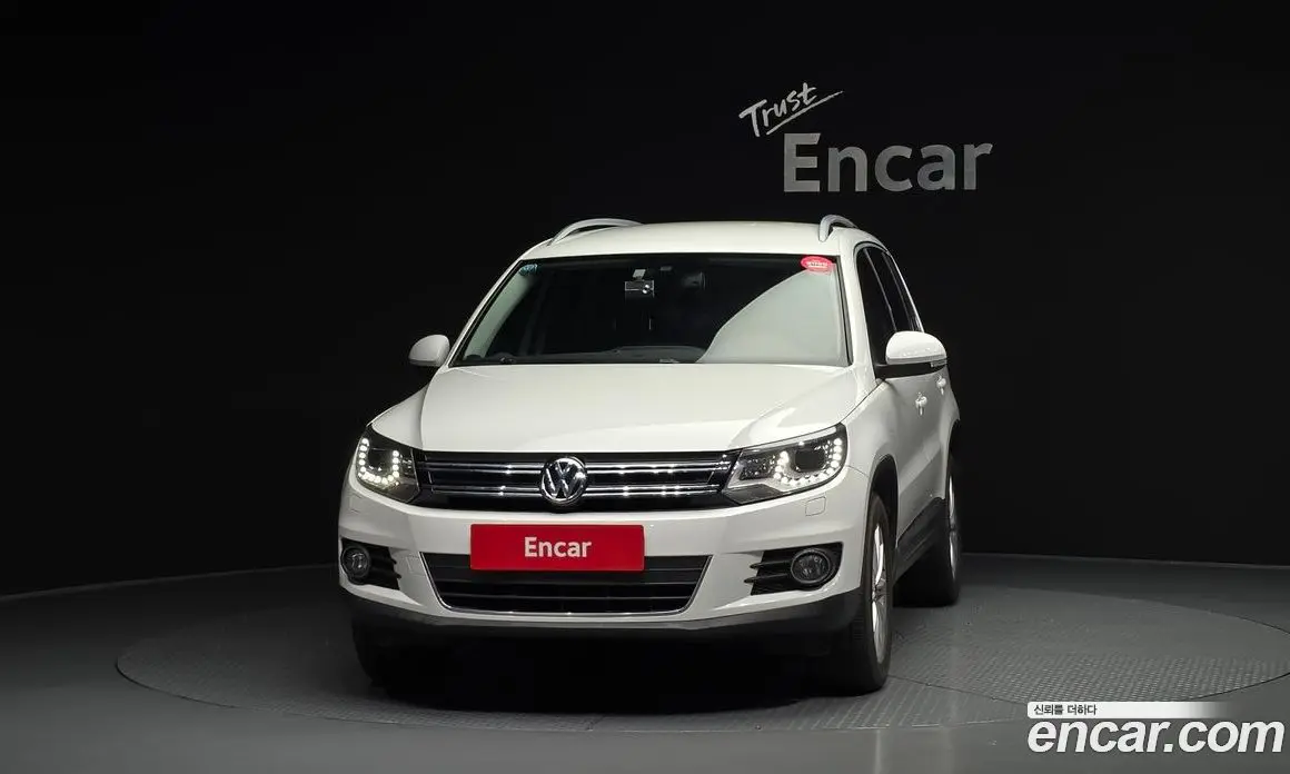 Volkswagen Tiguan 2015 2.0 автомат (гидро), фото 3