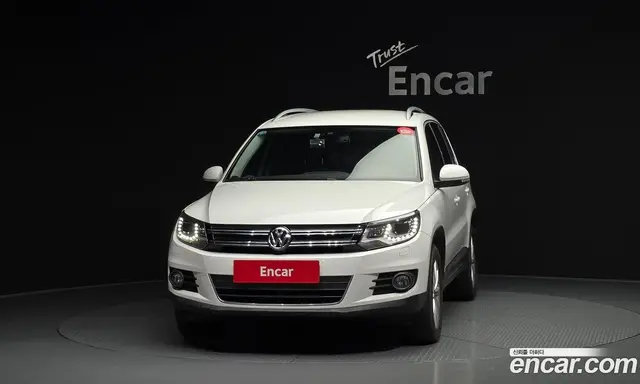 Volkswagen Tiguan 2015 2.0 автомат (гидро), миниатюра 3