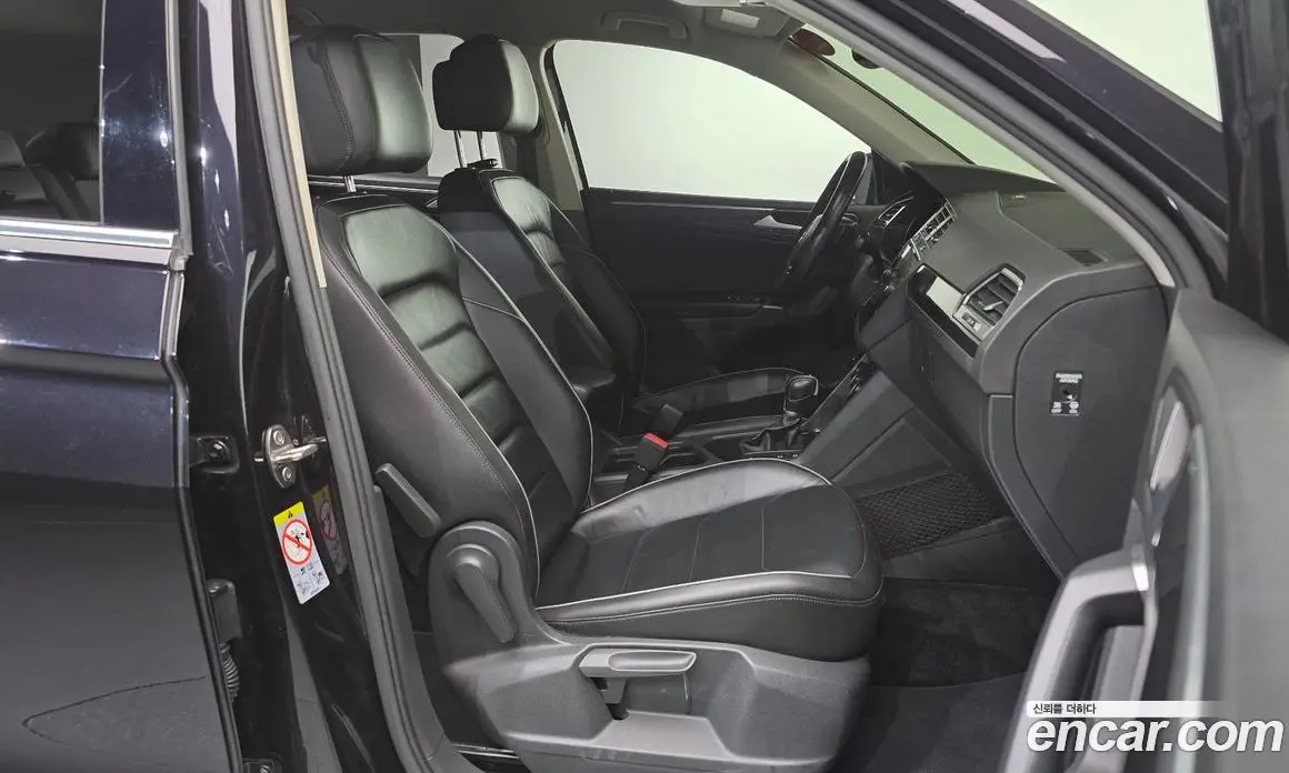Volkswagen Tiguan 2018 2.0 автомат (гидро), фото 11