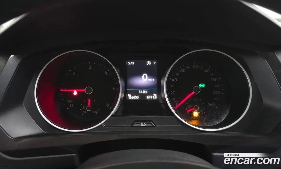 Volkswagen Tiguan 2018 2.0 автомат (гидро), фото 8