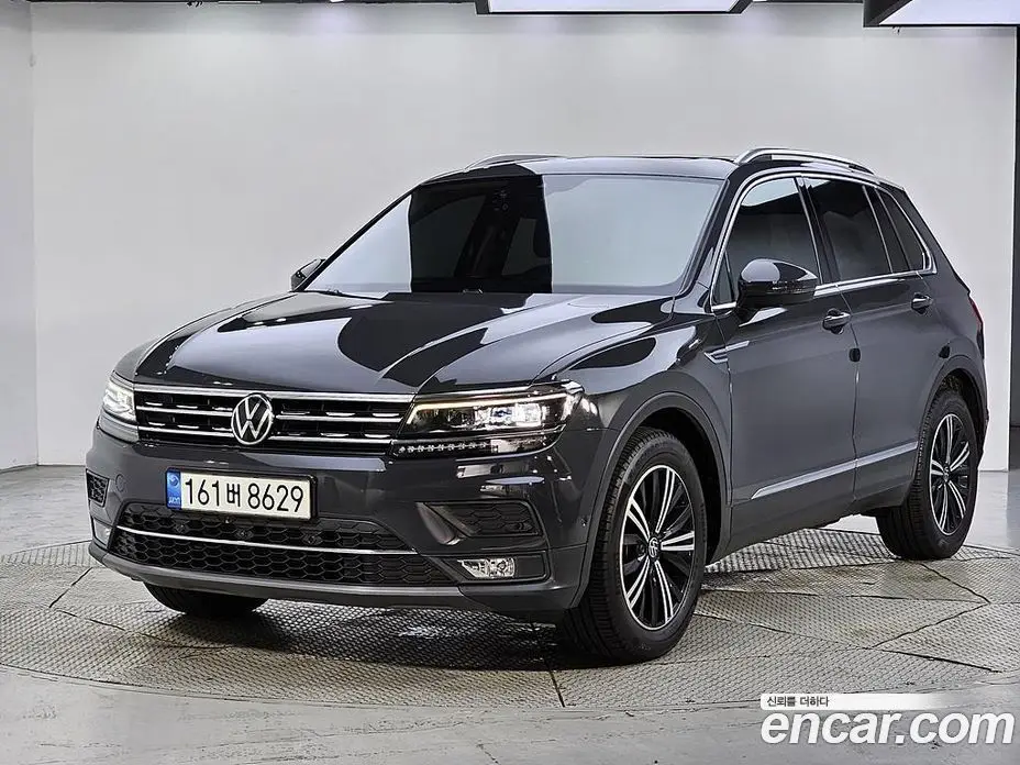 Volkswagen Tiguan 2020 2.0 автомат (гидро), фото 1 Volkswagen Tiguan 2020 2.0 автомат (гидро), фото 1