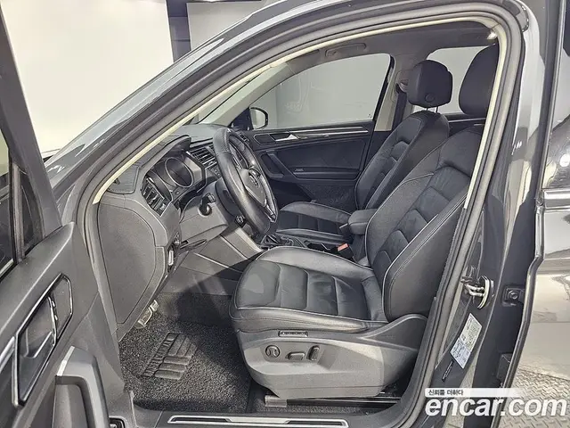 Volkswagen Tiguan 2020 2.0 автомат (гидро), миниатюра 8 Volkswagen Tiguan 2020 2.0 автомат (гидро), миниатюра 8