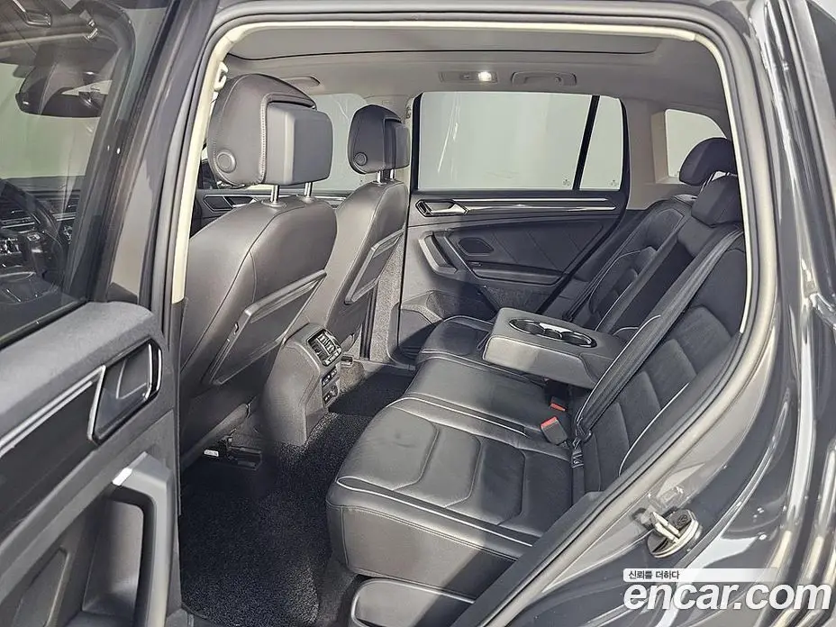 Volkswagen Tiguan 2020 2.0 автомат (гидро), фото 9 Volkswagen Tiguan 2020 2.0 автомат (гидро), фото 9