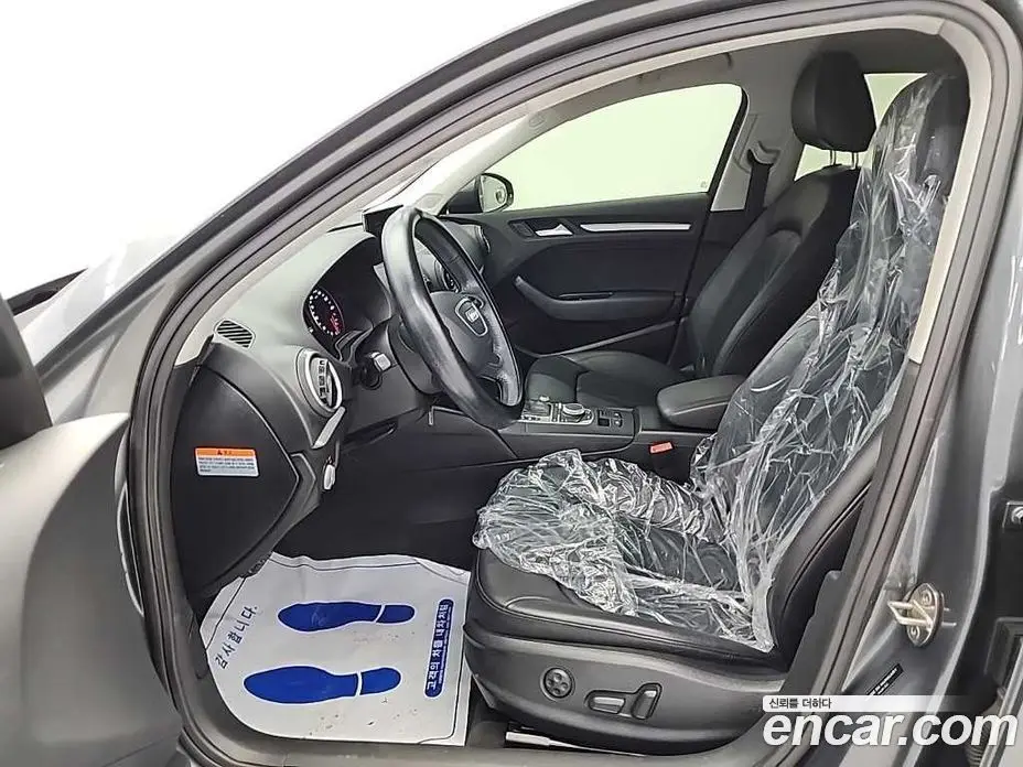 Audi A3 2014 1.6 автомат (гидро), фото 11
