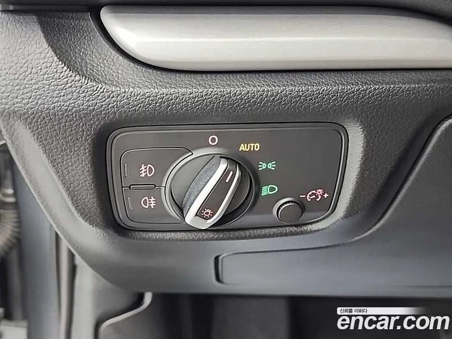 Audi A3 2014 1.6 автомат (гидро), фото 15