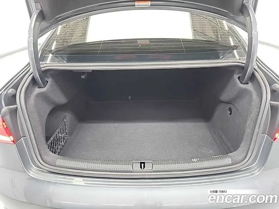 Audi A3 2014 1.6 автомат (гидро), фото 17