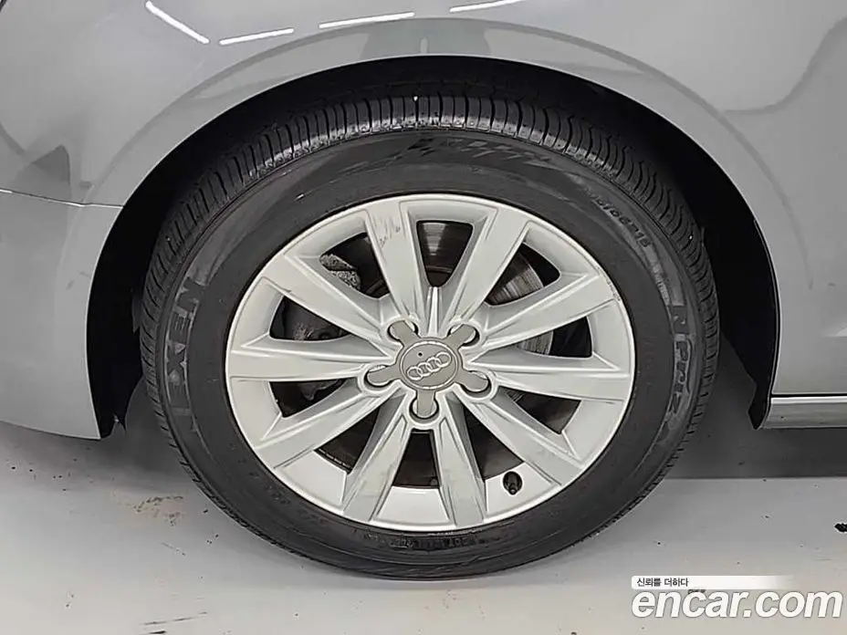 Audi A3 2014 1.6 автомат (гидро), фото 18