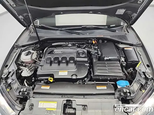 Audi A3 2014 1.6 автомат (гидро), миниатюра 5