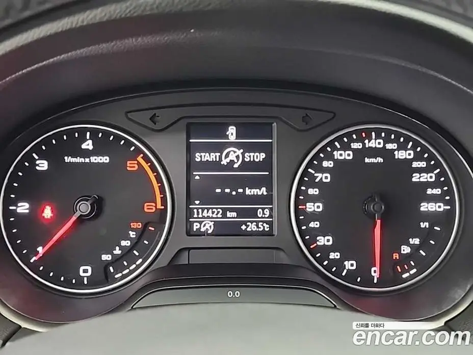 Audi A3 2014 1.6 автомат (гидро), фото 6