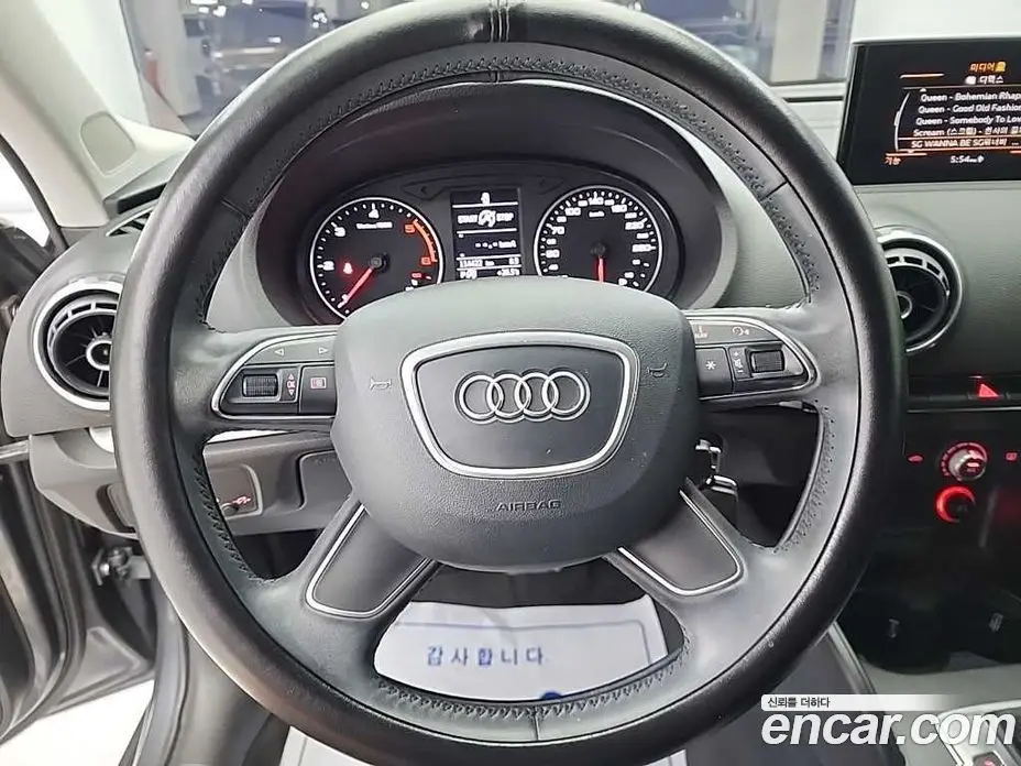 Audi A3 2014 1.6 автомат (гидро), фото 9