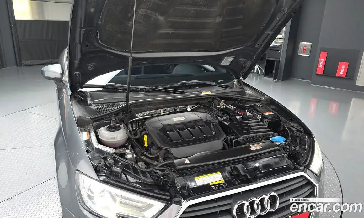 Audi A3 2020 2.0 автомат (гидро), фото 6 Audi A3 2020 2.0 автомат (гидро), фото 6