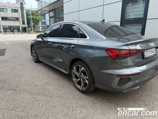 Audi A3 2023 2.0 автомат (гидро), миниатюра 2